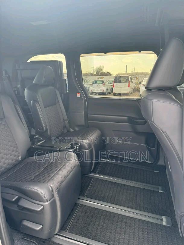 Toyota Voxy SZ , PEARL ARO KIT 2023