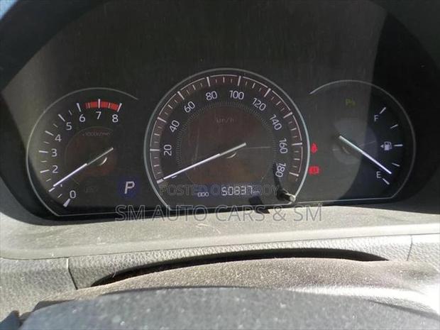 Toyota Esquire Non Hybrid Gi Black 2021