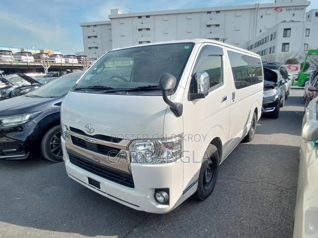 Toyota Hiace SUPER GL DARK PRIME 2021