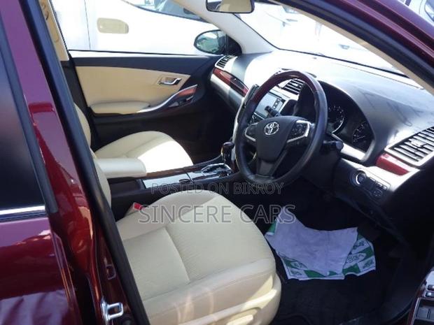 Toyota Premio fex 4.5PT beige int 2021