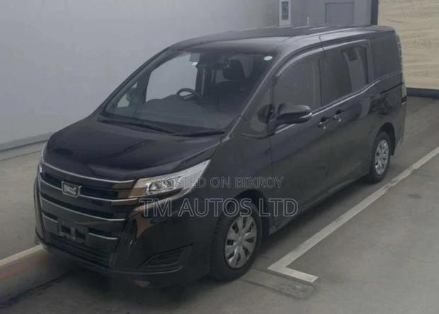Toyota Noah X PKG 2020 BLACK