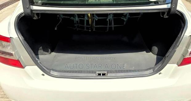 Toyota Premio F Octane Use 2011