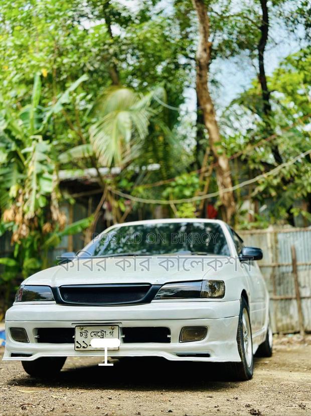 Toyota Corona premio 2001