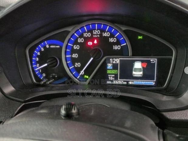 Toyota Axio HYBRID 2023