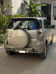 Toyota Rush golden 2011 for sale