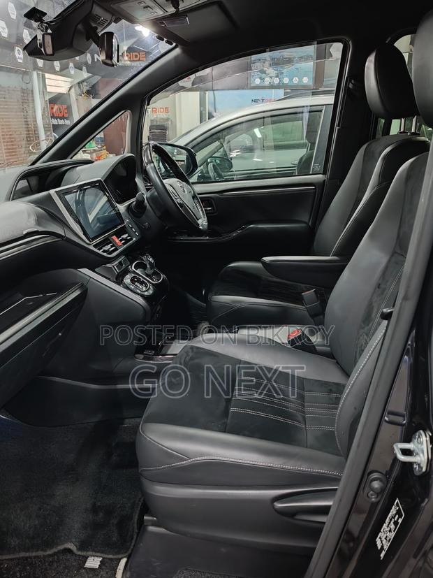 Toyota Esquire GI PREMIUM 2020