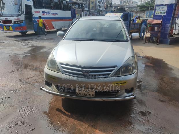 Toyota Allion . 2005