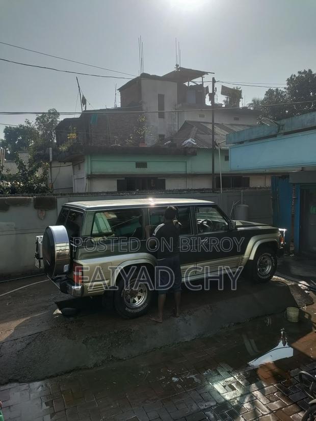 Nissan Patrol Safari 1996