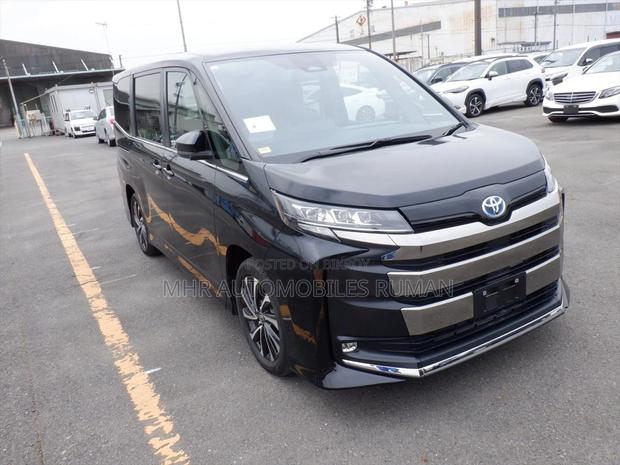 Toyota Noah S-Z Limited 2023