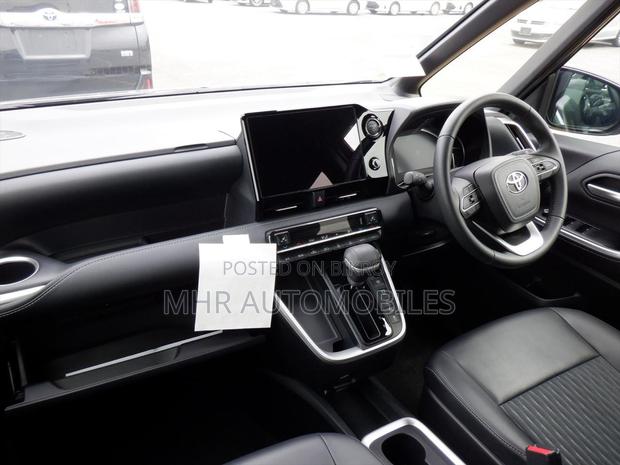 Toyota Noah S-Z Limited 2023