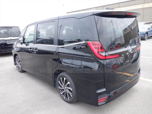 Toyota Noah S-Z Limited 2023