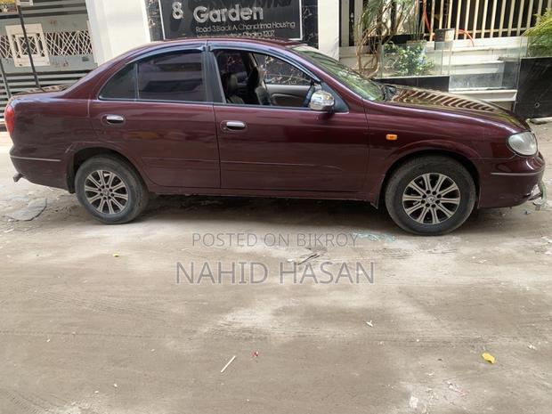 Nissan Sunny . 2006