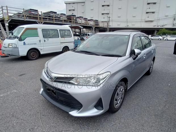 Toyota Axio Non Hybrid EX Silver 2020