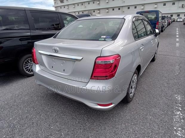 Toyota Axio Non Hybrid EX Silver 2020