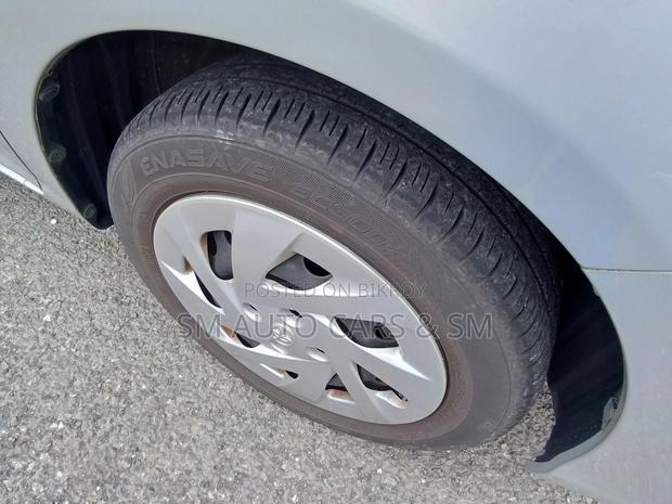 Toyota Axio Non Hybrid EX Silver 2020