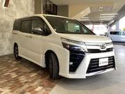 Toyota Voxy ZS KIRAMEKI HYBRID 2020 for sale