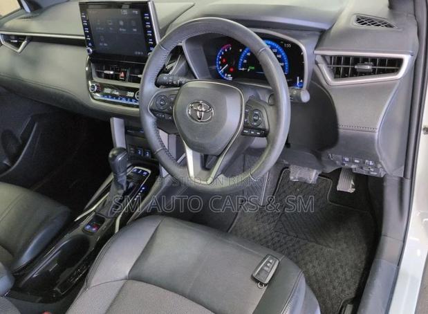 Toyota Corolla Cross Z Pearl Hardtop 2022