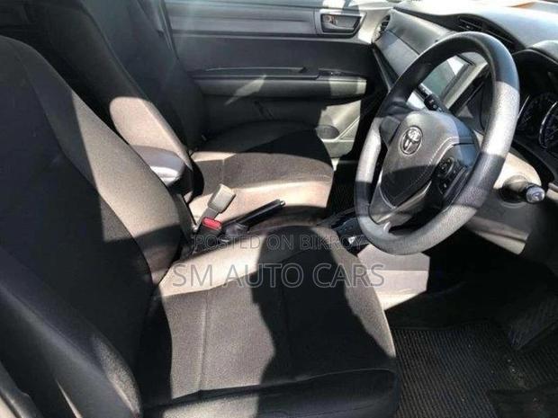 Toyota Axio Ex Silver 4.5 Point 2021