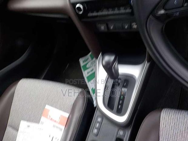 Toyota Yaris Cross 1.5 Hybrid FWD 2021 Red