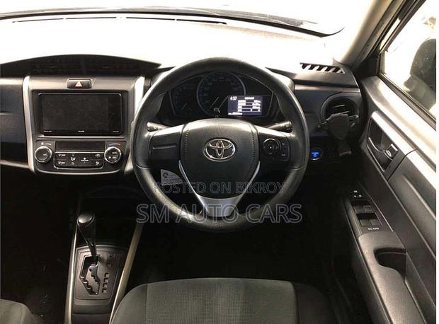 Toyota Fielder Hybrid EX Black 2021