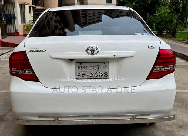 Toyota Axio X Octane Drive 2011