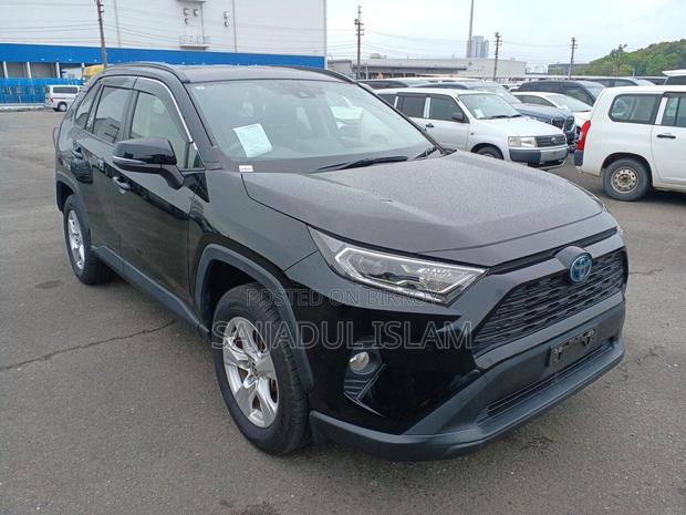 Toyota RAV4 2021