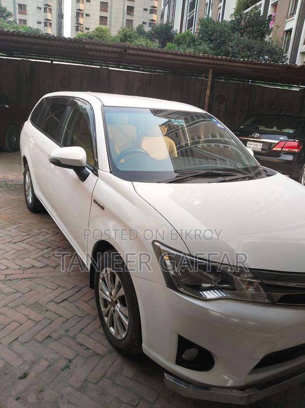 Toyota Corolla Fielder 2014 White