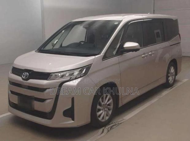 Toyota Noah G Hybrid Gray 2023
