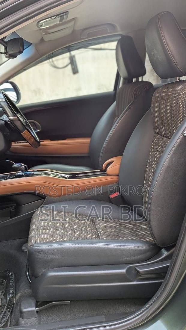 Honda Vezel 2015 Green