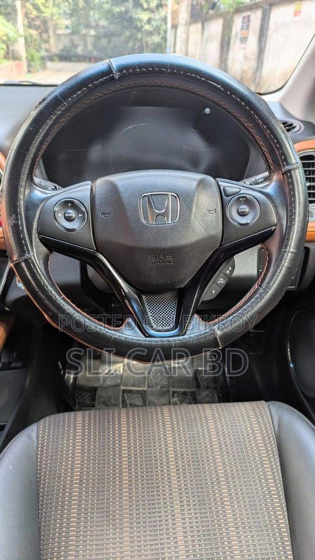 Honda Vezel 2015 Green
