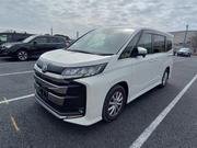 Toyota Noah Non Hybrid SZ Pearl 2022 for sale