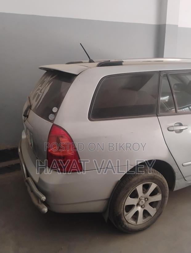 Toyota Fielder 1st hand 2004