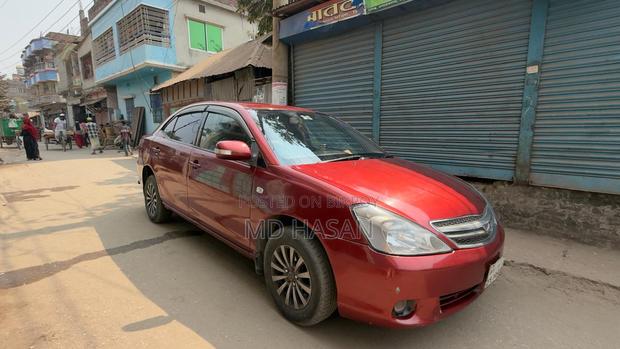 Toyota Allion . 2002