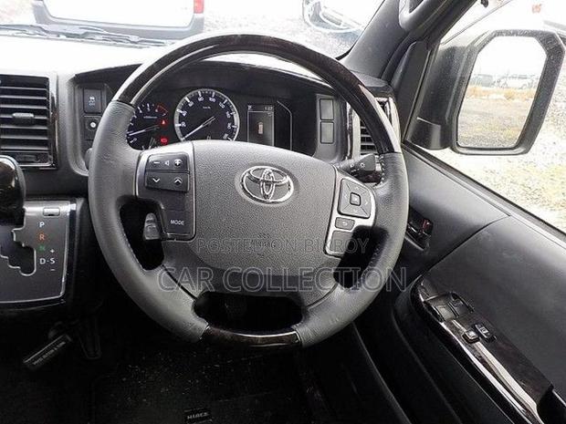 Toyota Hiace Super GL 2021