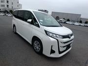 Toyota Noah Non Hybrid X Pearl 2022 for sale