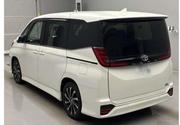Toyota Noah HYBRID SZ PACKAGE 2022 for sale