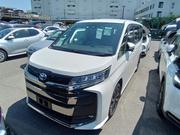Toyota Noah hybrid 2022 for sale