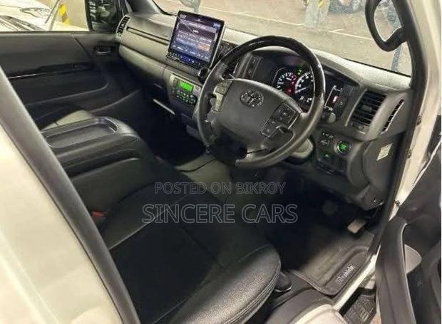 Toyota Hiace SUPER GL DARK PRIME2 2022
