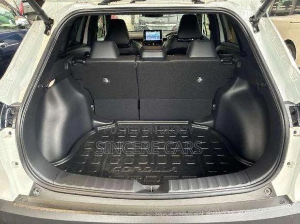 Toyota Corolla Cross Z PKG HARDTOP 2021