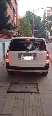 Toyota Succeed fresh 2011 for sale