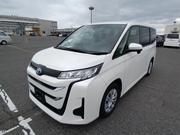 Toyota Noah Hybrid X Pearl 2022 for sale