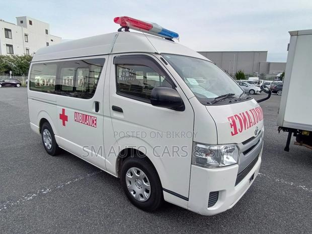 Toyota Hiace Ambulance DX Highrof 2020