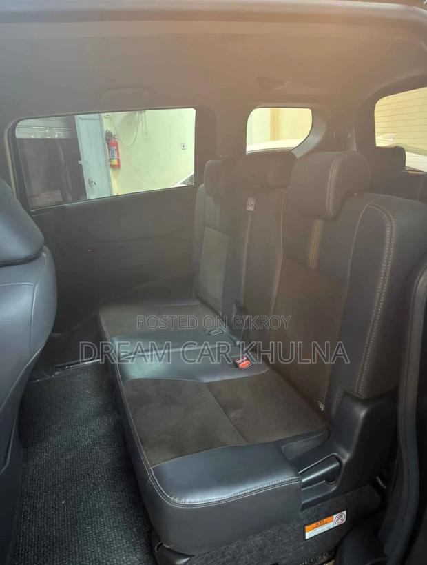 Toyota Sienta G Quero Hybrid Black 2021