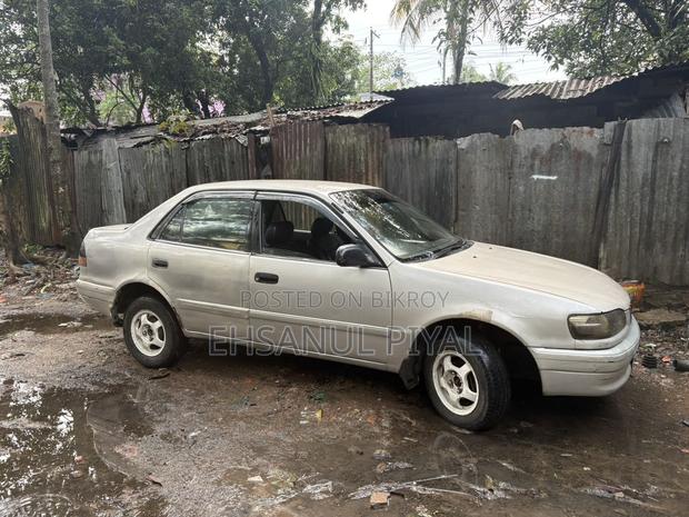 Toyota Corolla 1998