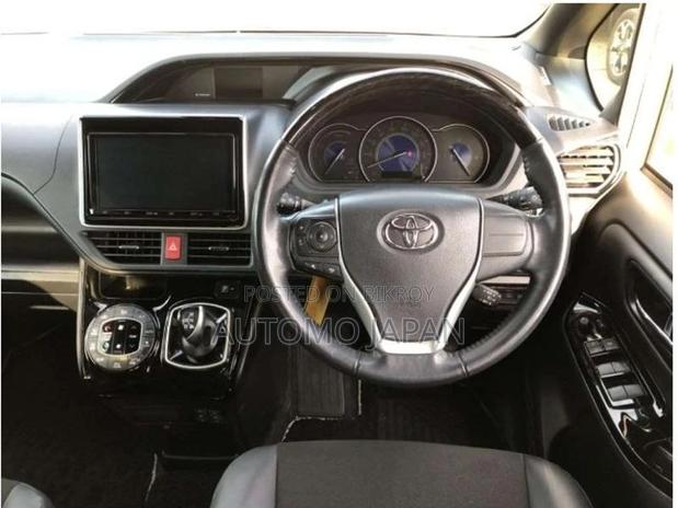 Toyota Noah Si WXB 3 2021