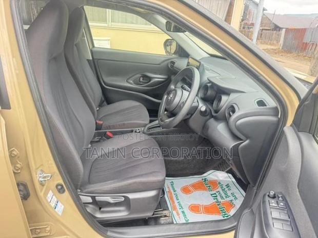 Toyota Yaris Cross Hybrid X 2021