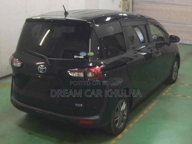 Toyota Sienta HYBRID G QUERO 2021