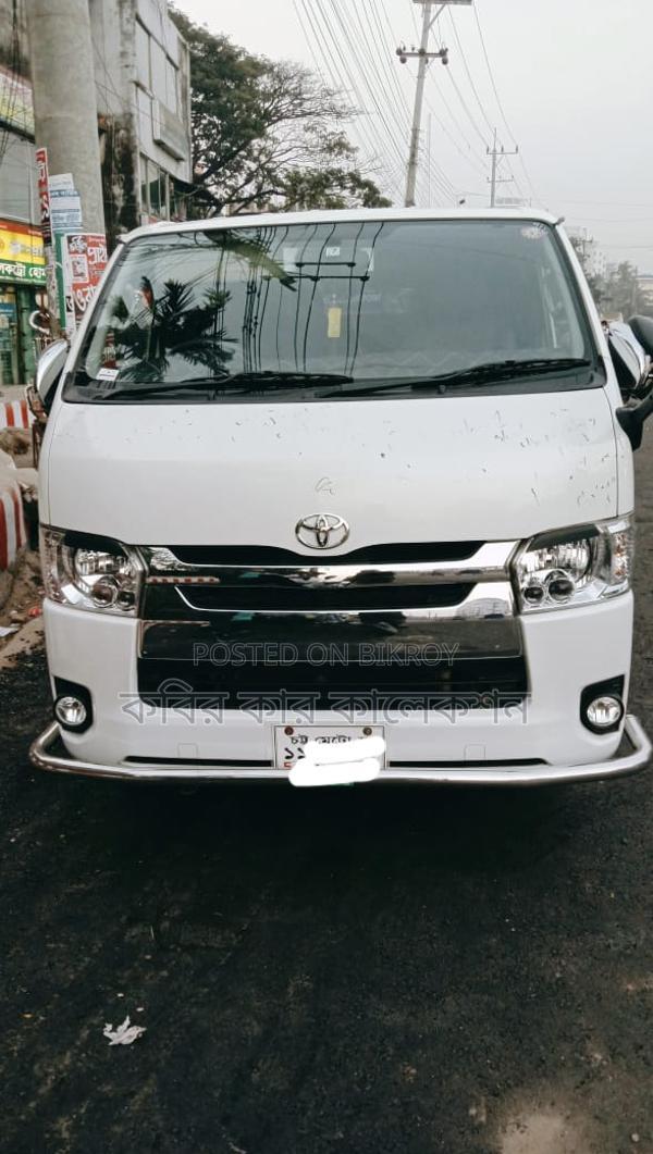 Toyota Hiace Super Gl 2015