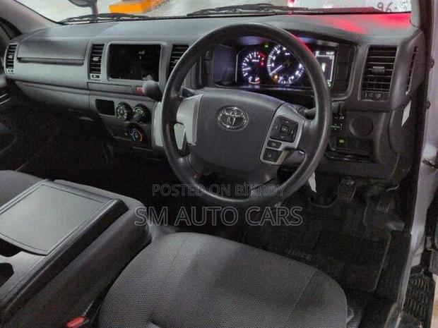 Toyota Hiace DX Silver Single AC 2021