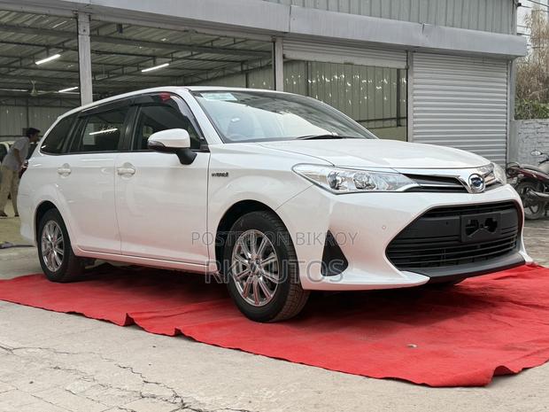 Toyota Corolla Fielder 2020 White